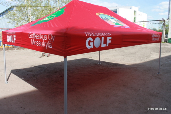 3x4,5m Pop Up teltta logoilla 3x4,5m Pop Up teltta logoilla