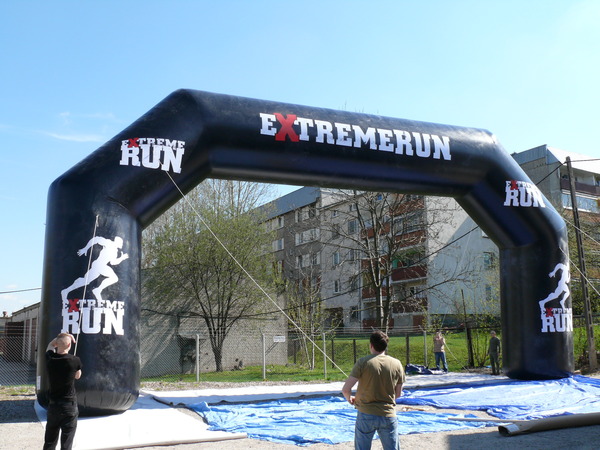 12x6m sisämitoilla ilmatäytteinen maalikaari 12x6m sisämitoilla ilmatäytteinen maalikaari