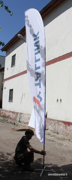 T-M beachflag mainosvälineena T-M beachflag mainosvälineena