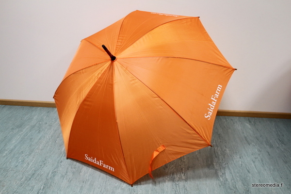 Sateenvarjo logolla Sateenvarjo logolla