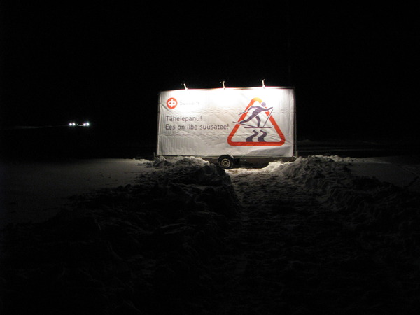 Valgustatud reklaamtreiler Valgustatud reklaamtreiler