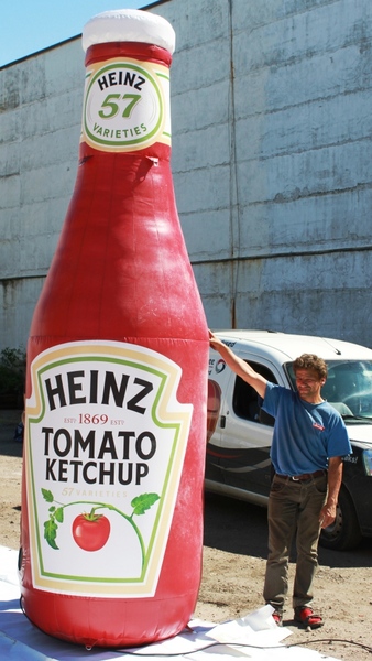 Heinz tomatiketsupi täispuhutav tootekoopia