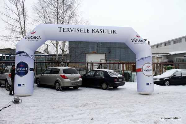 Ilmatäytteinen lähtökaari 3x6 m Ilmatäytteinen lähtökaari 3x6 m