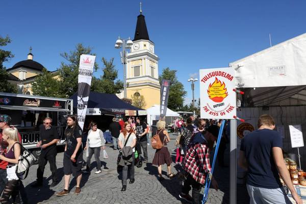 B-L mainosliput Chilifest yrityksellä