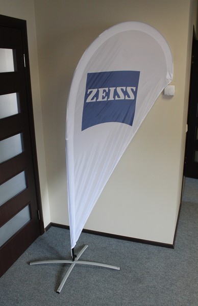 RS Zeiss mainoslippu RS Zeiss mainoslippu