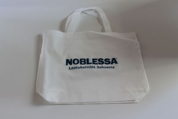 Poetkott Noblessa Poetkott Noblessa