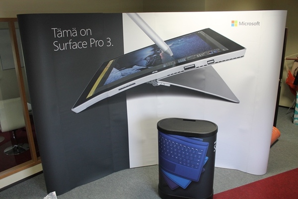 Pop up seinäke 4x3m Microsoft Pop up seinäke 4x3m Microsoft