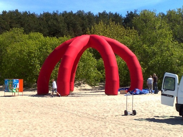 Täispuhutavad telgi jalad Täispuhutavad telgi jalad