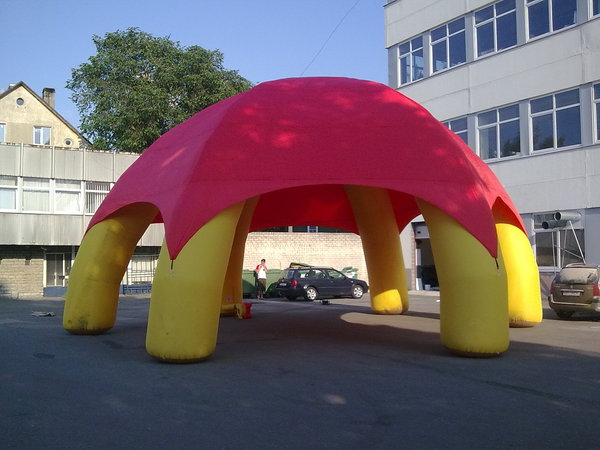 Ilmarunkoinen tapahtumateltta Ilmarunkoinen tapahtumateltta